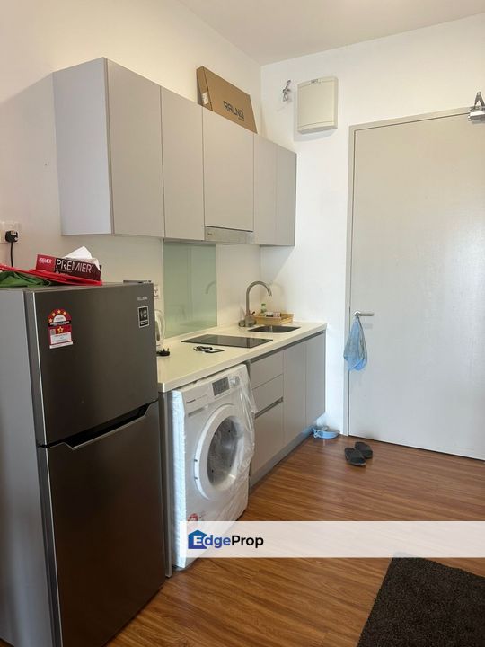 ARMANI SOHO (Service Residence for sale), Selangor, Subang Jaya