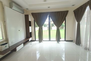 Cahaya SPK, Seksyen U9