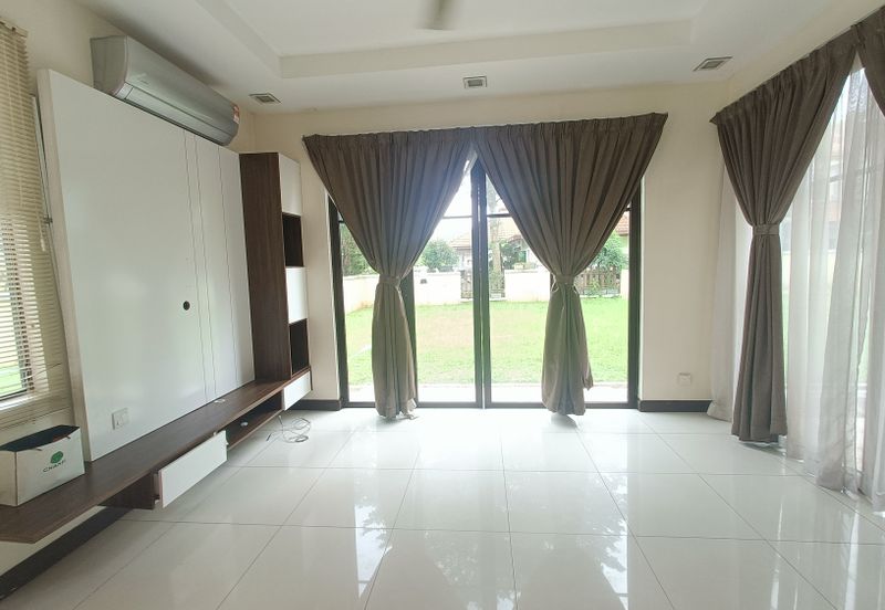 Cahaya SPK, Seksyen U9