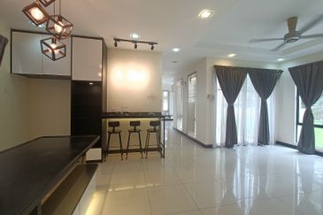 Cahaya SPK, Seksyen U9