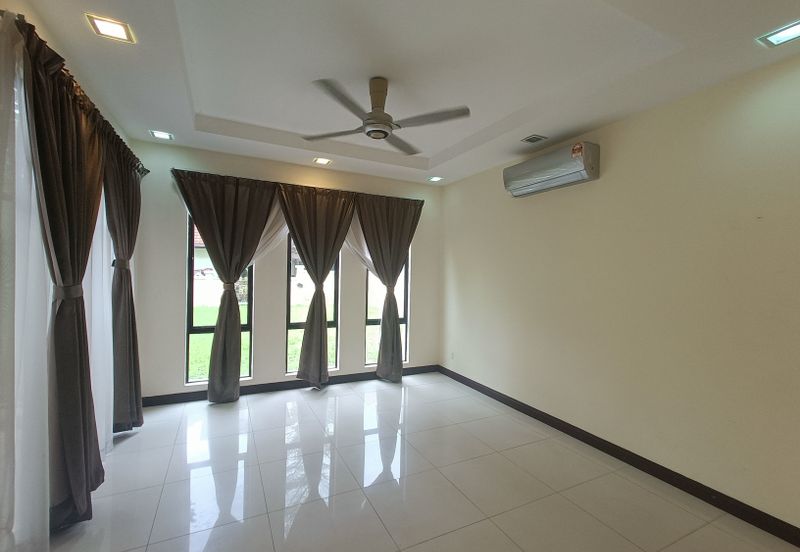 Cahaya SPK, Seksyen U9