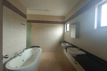 Cahaya SPK, Seksyen U9