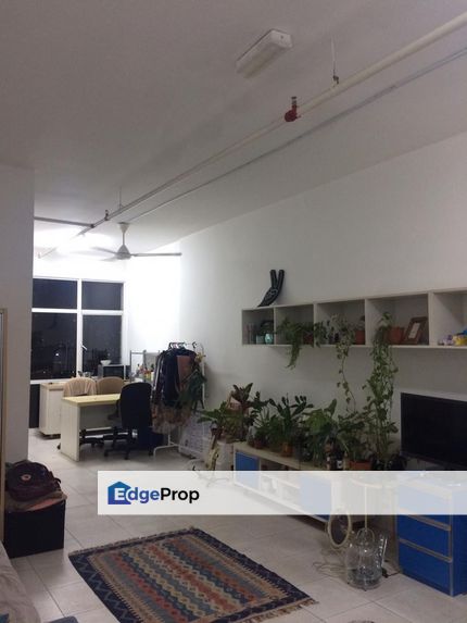 Partly Furnished | AVENUE CREST Service Residence Seksyen 22 batu 3, Selangor, Shah Alam