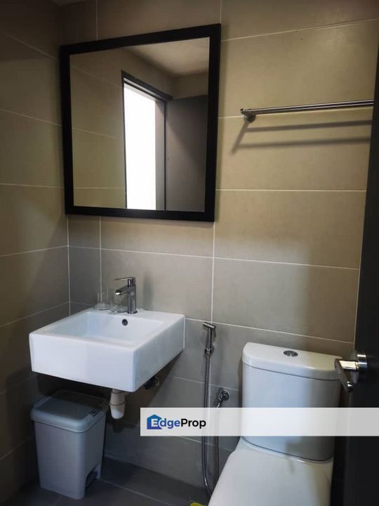 Fully Furnished 1 bedroom Emira Residence Opposit Aeon Seksyen 13 Shah Alam, Selangor, Shah Alam