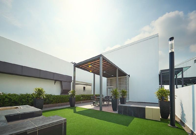 Renai Jelutong Residences