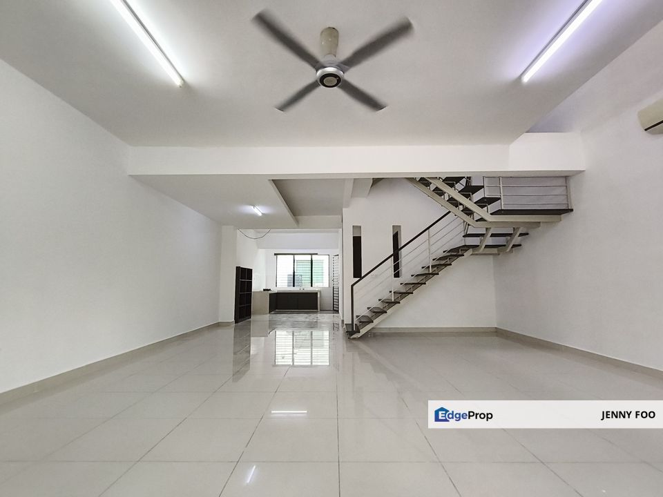 Partly Furnish Aircon 2.5sty House Ken Rimba Jimbaran Shah Alam Sek16, Selangor, Shah Alam