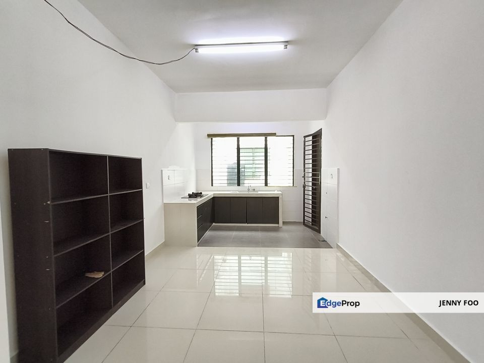 Partly Furnish Aircon 2.5sty House Ken Rimba Jimbaran Shah Alam Sek16, Selangor, Shah Alam