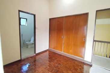 Seksyen 11, Shah Alam