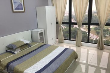 V12 Sovo (Menara Suria)