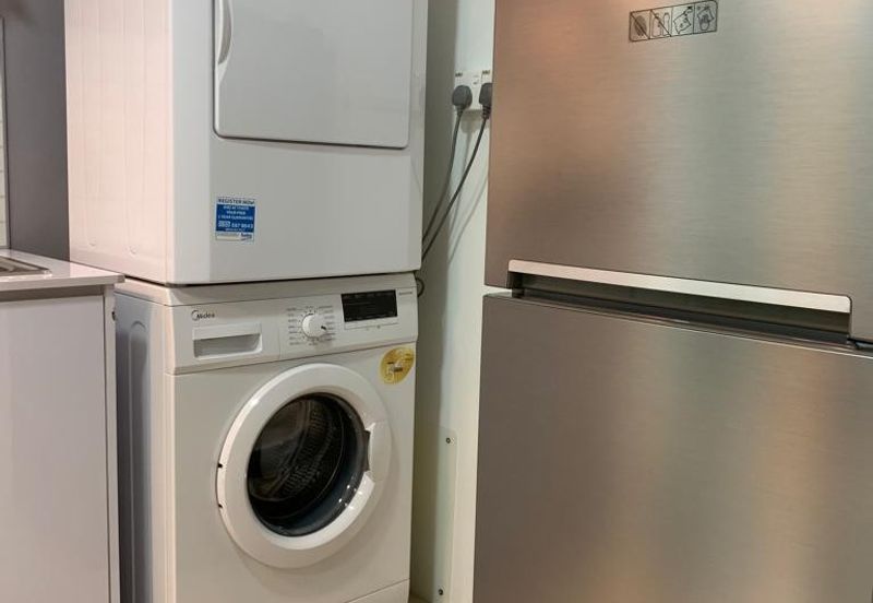 V12 Sovo (Menara Suria)