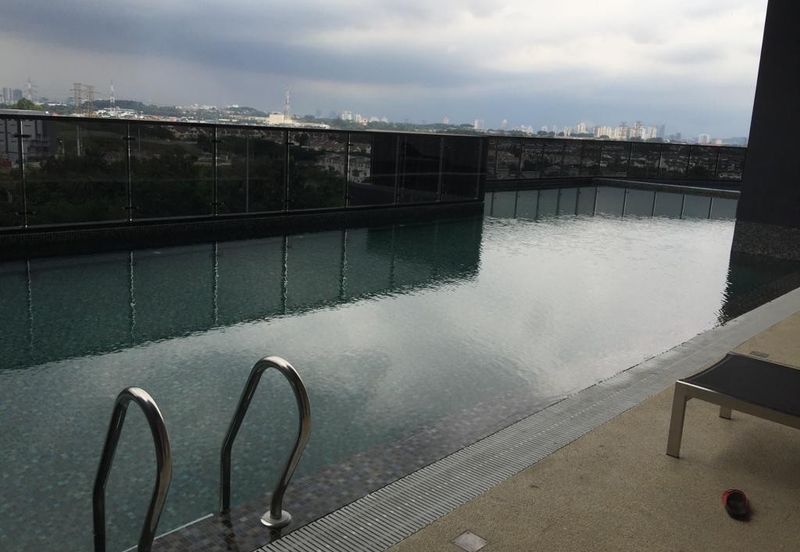 V12 Sovo (Menara Suria)