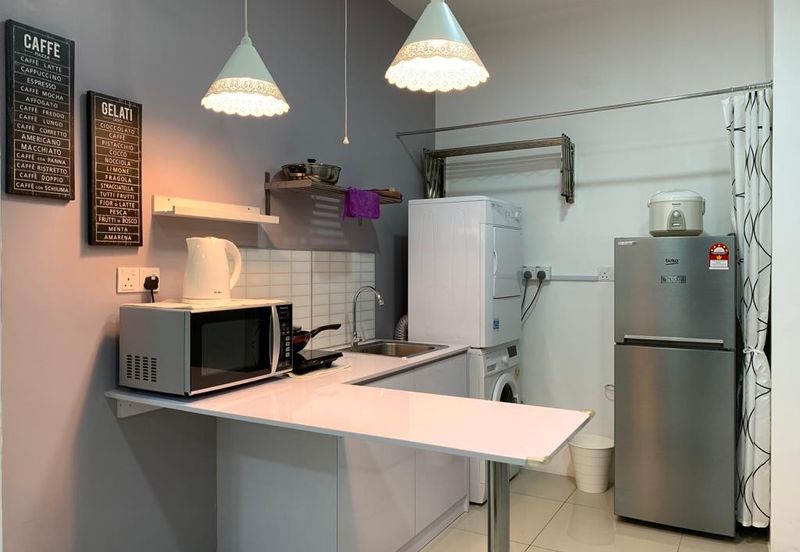 V12 Sovo (Menara Suria)