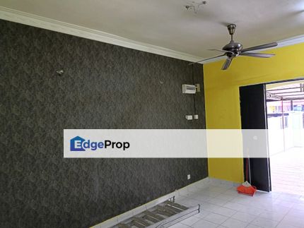 Partially Furnished | Landed Double Storey House Taman Puchong Utama Puchong, Selangor, Puchong