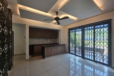 Cahaya SPK, Seksyen U9