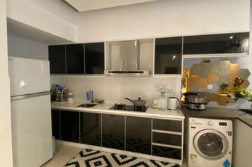 Renai Jelutong Residences