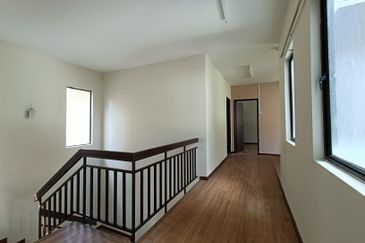 Cahaya SPK, Seksyen U9