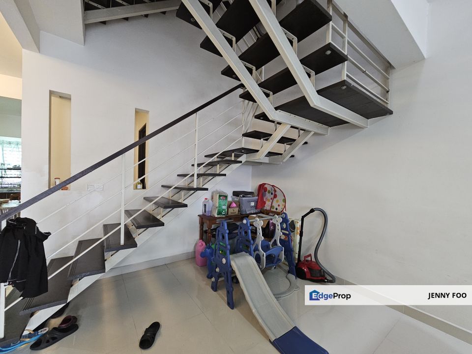 Partly Furnish Ken Rimba Jimbaran Terrace House Shah Alam Seksyen 16, Selangor, Shah Alam