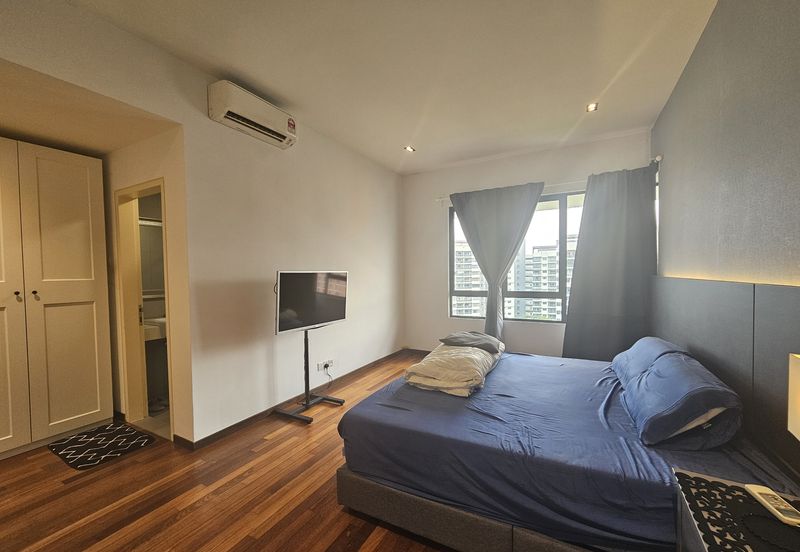 Renai Jelutong Residences