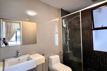 Renai Jelutong Residences