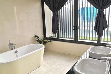 Taman Gembira, Jenjarom