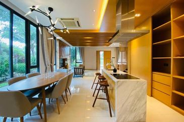 Taman Gembira, Jenjarom