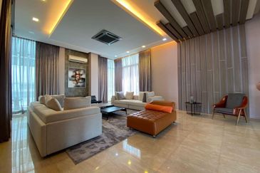 Taman Gembira, Jenjarom