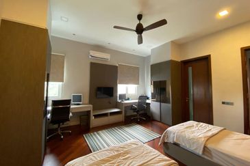 Taman Gembira, Jenjarom