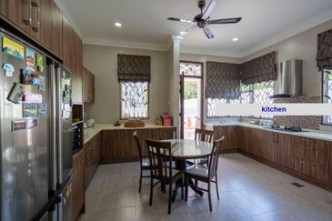 Taman Gembira, Jenjarom