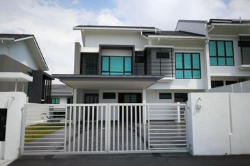 Bandar Mahkota Banting (Brooklands)