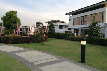 Putrajaya CASHBACK 30K!!! FREEHOLD 26X80 Teres 