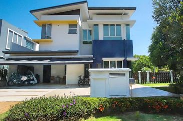 Putrajaya Freehold Double Storey 32x85 Superlink House