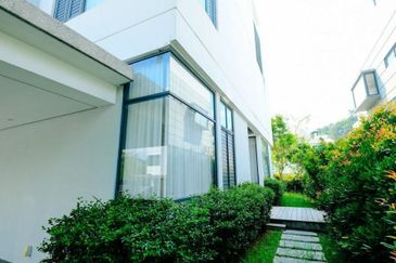 Putrajaya 5Room + 4 Bathroom extra land 3000sf