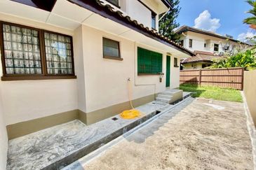 Cyberjaya -  Owner Urgent jual ! PM FAST !!