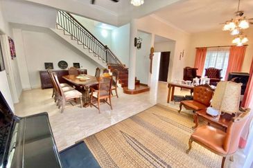 Cyberjaya -  Owner Urgent jual ! PM FAST !!