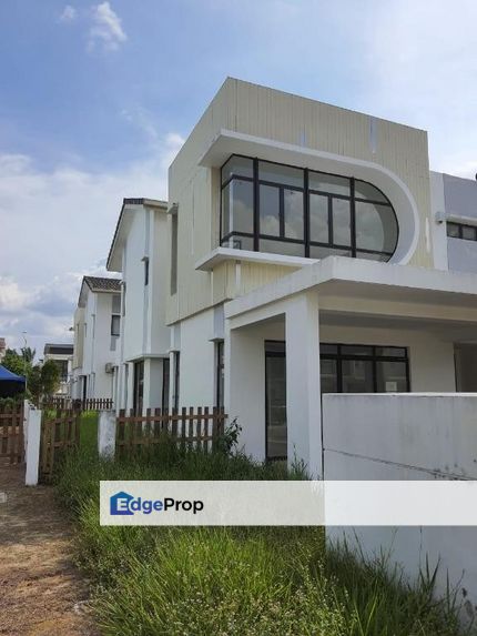Cyberjaya - [Facing Golf field] Double Storey SemiD 35x100 [Last 1 Unit] First Come First Serve, Selangor, Cyberjaya
