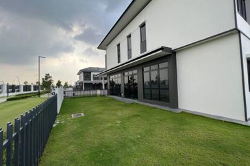 Cyberjaya - 50x100 32% Rebate + 110k Cash Back Booking Only 1K