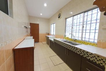 Cyberjaya - 50x100 32% Rebate + 110k Cash Back Booking Only 1K