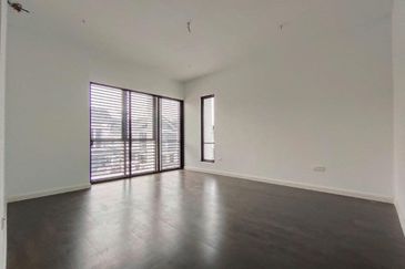 Cyberjaya - Loan reject Corner lot ! Fast !