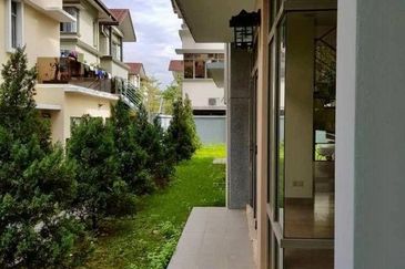 Cyberjaya - Corner lot 42x80