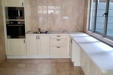 Cyberjaya - Corner lot 42x80