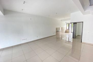 Bandar Baru Salak Tinggi