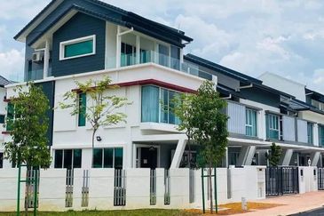 Bandar Baru Salak Tinggi