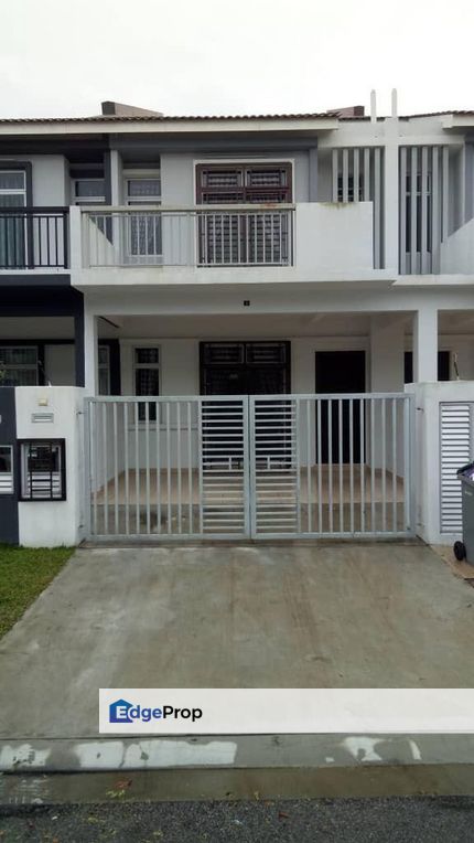 Seri Kembangan - Loan reject unit ! 28x90 , Selangor, Seri Kembangan