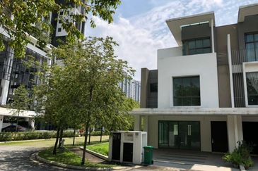 Hijayu 1, Bandar Sri Sendayan