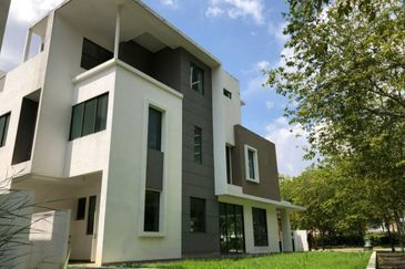 Hijayu 1, Bandar Sri Sendayan