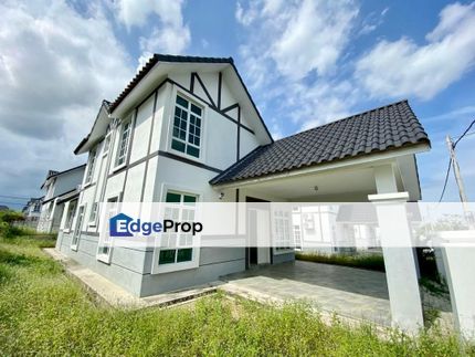 ARA Sendayan - Rumah Tepi ada Tanah  20kaki Besar ! 45x90 Gated Guarded !, Negeri Sembilan, Seremban