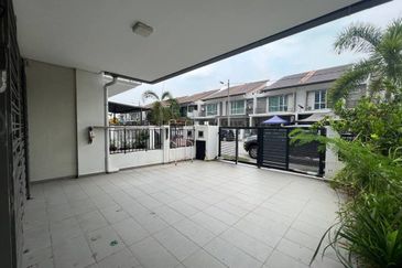 Kota Kemuning - 2 Tingkat Rumah🏡100% Loan🚨Freehold🚨Individual Title 22x70