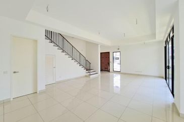 Kota Kemuning -Loan reject Completed Unit ! 34x80