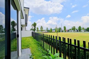 Kota Kemuning -Loan reject Completed Unit ! 34x80