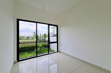Kota Kemuning -Loan reject Completed Unit ! 34x80